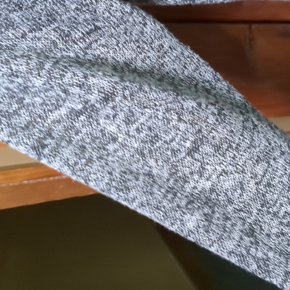 BOBEAU* round neck long sleeve zebra sequin patch front heathered light sweater - Picture 3 of 12